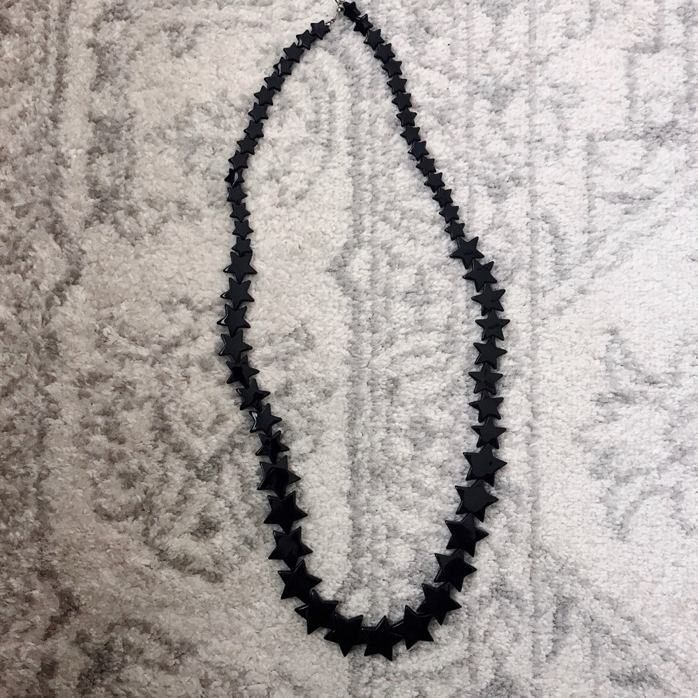 Urban outfitters star necklace
